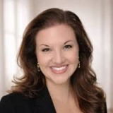 (Marketing) Lisa Diaz