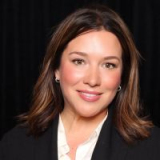 (Real Estate Broker) Sara Bickel