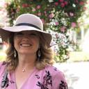 (Holistic wellness, Mental health support, Yoga, Retreats) Erin Ottley