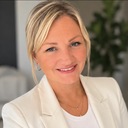 (Cleaning Company) Stephanie Murray
