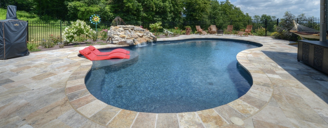 (Swimming Pools) Tim Callahan