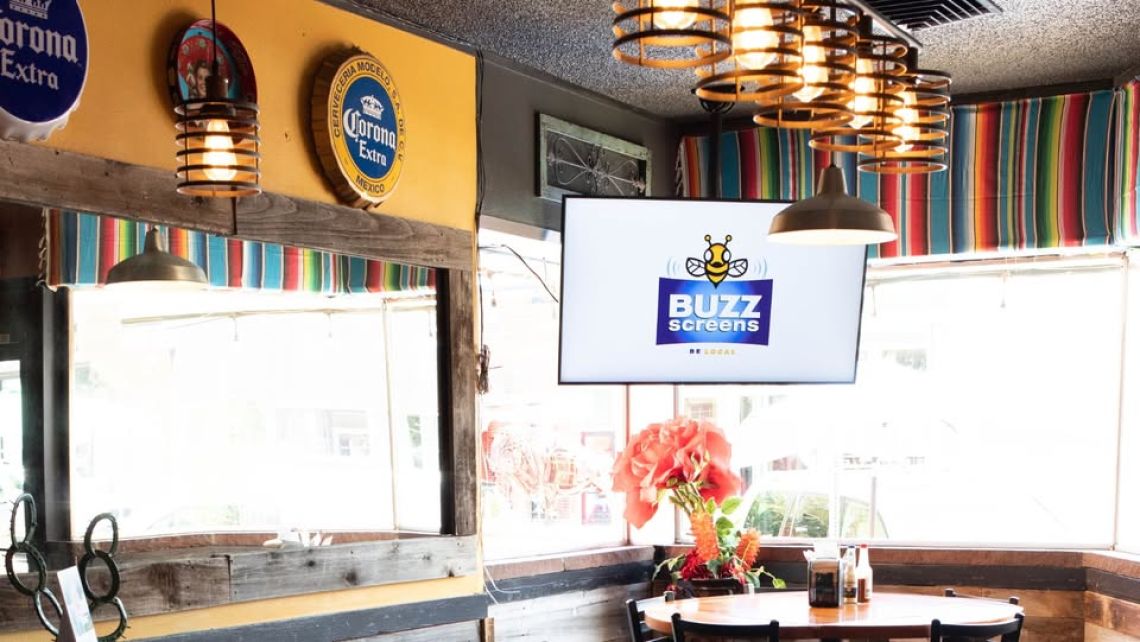 (Buzz Screens) Chris Cox