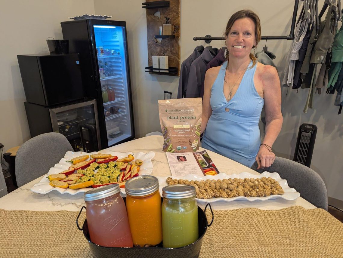 (Autoimmune Health Coach and Personal Chef) Mindy Pickett